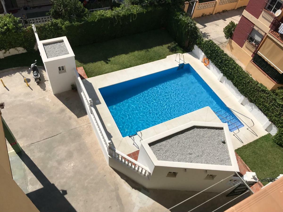 Апартаменты Apartamento Centro Rincon Playa Ринкон-де-ла-Викториа Экстерьер фото