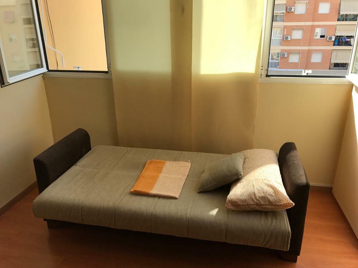 Апартаменты Apartamento Centro Rincon Playa Ринкон-де-ла-Викториа Экстерьер фото