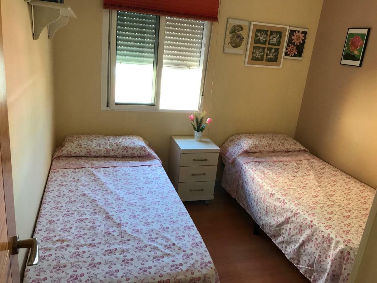 Апартаменты Apartamento Centro Rincon Playa Ринкон-де-ла-Викториа Экстерьер фото