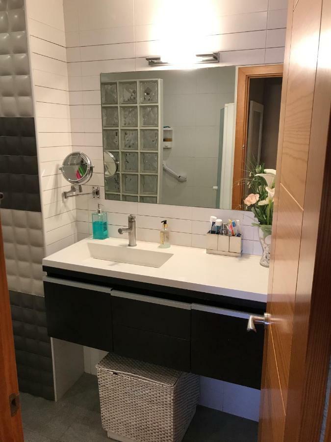 Апартаменты Apartamento Centro Rincon Playa Ринкон-де-ла-Викториа Экстерьер фото